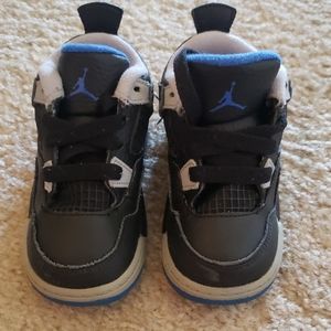 Jordan Retro 4